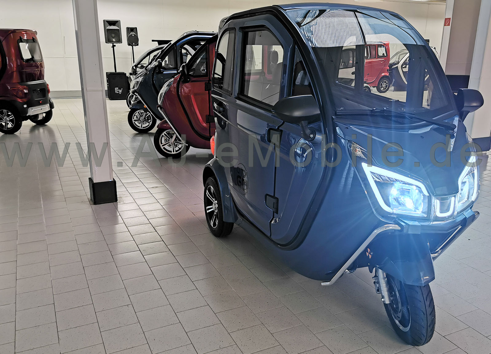 Führerscheinfrei Elektro-Auto TRIXI Comfort / UMI Comfort E-Leichtkraftfahrzeug  Scooter Kabinenroller max. 25 km/h